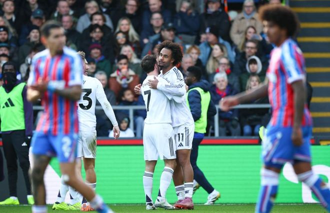 曼联翻盘墨西哥,苏亚雷斯点燃赛场 曼联翻盘墨西哥,苏亚雷斯点燃赛场