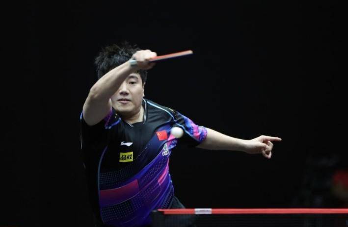 瑞典队完胜葡萄牙队，梁靖崑扛起全队