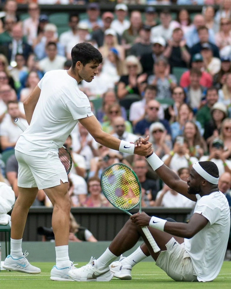 温网力克戴维斯杯，西西帕斯刷新纪录