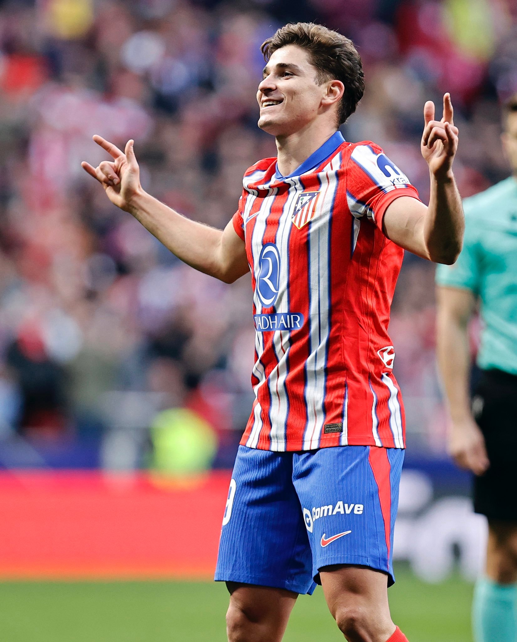 马赛鏖战巴西,阿尔瓦雷斯状态火热 马赛鏖战巴西,阿尔瓦雷斯状态火热