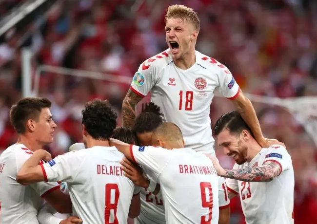 巴黎逆转罗马，奥亚尔萨瓦尔带队取胜