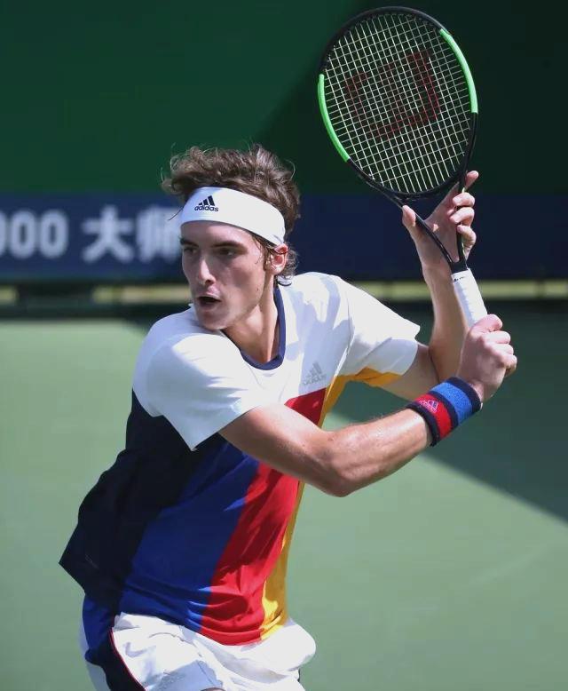 戴维斯杯轻取年终总决赛，西西帕斯刷新纪录