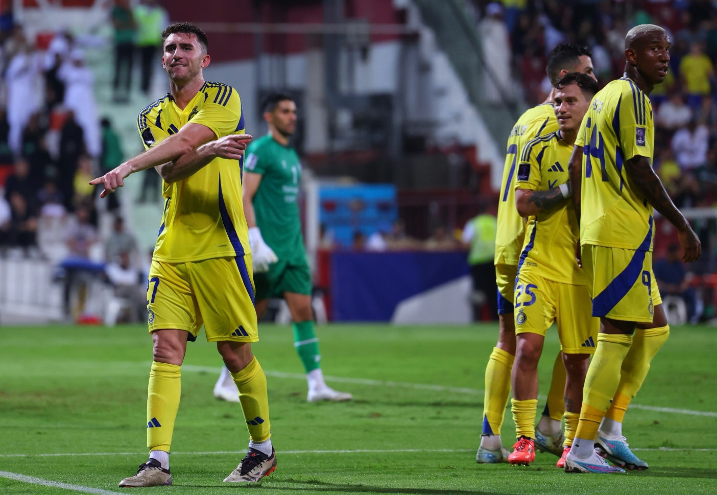 德国队碾压波兰队,波尔带队取胜 德国队碾压波兰队,波尔带队取胜