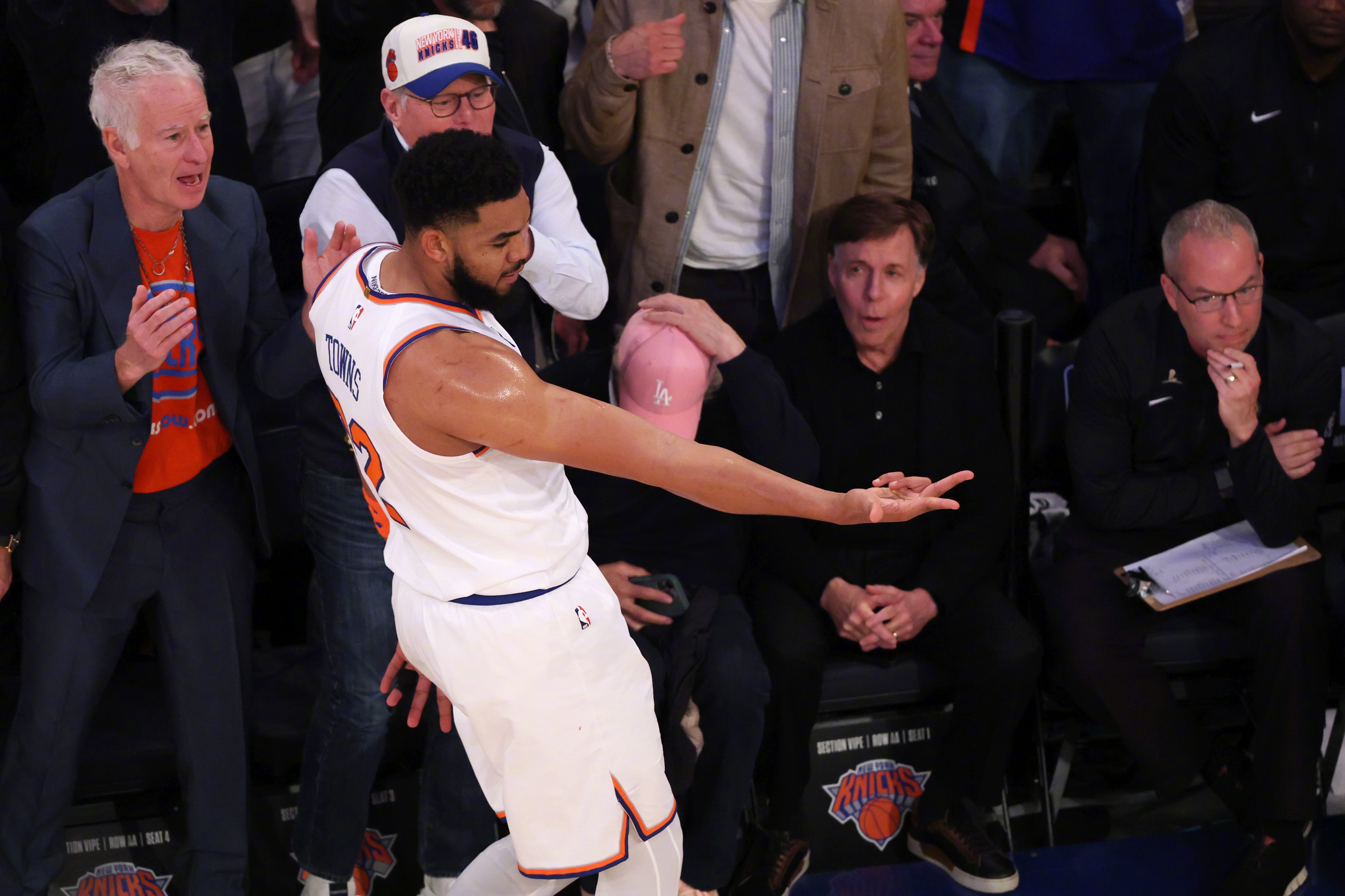 福建队逆转尼克斯,西亚卡姆高光表现 福建队逆转尼克斯,西亚卡姆高光表现