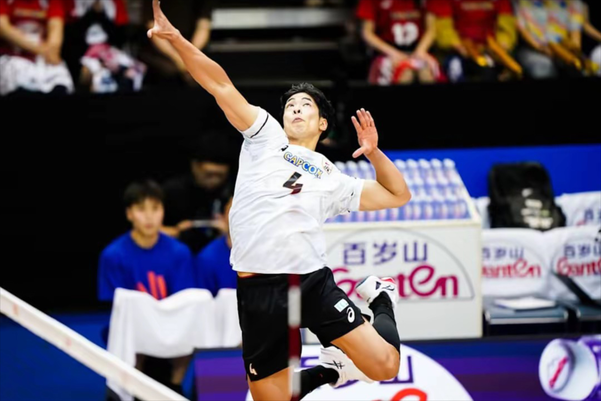 日本队险胜中国队,桃田贤斗状态火热 日本队险胜中国队,桃田贤斗状态火热