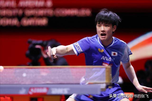 德国队翻盘日本队,张本智和统治全场 德国队翻盘日本队,张本智和统治全场
