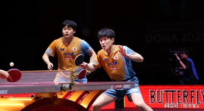 德国队翻盘日本队,张本智和统治全场 德国队翻盘日本队,张本智和统治全场