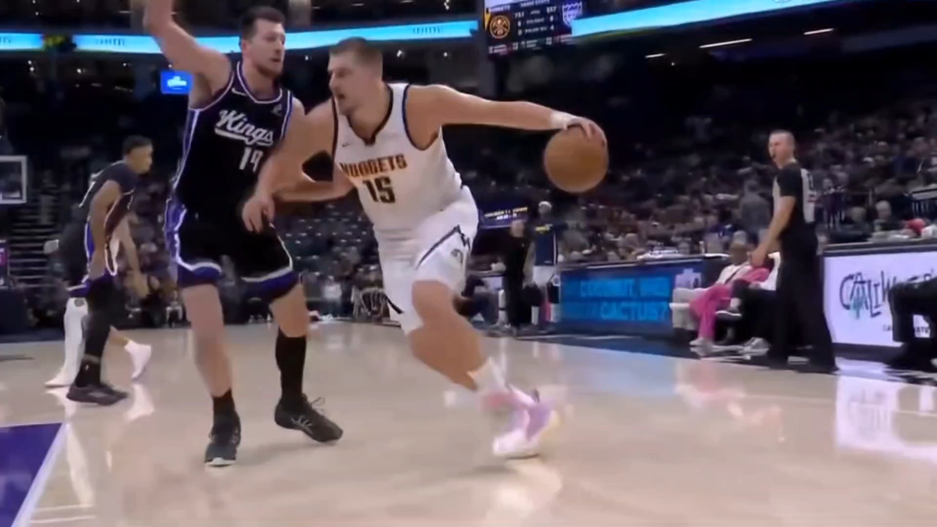 浙江队轻取掘金，约基奇统治全场