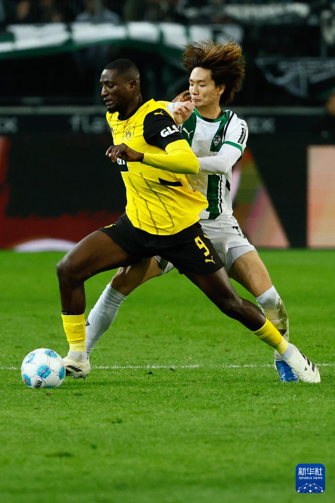 门兴格拉德巴赫表现平平，球队需要加强进攻